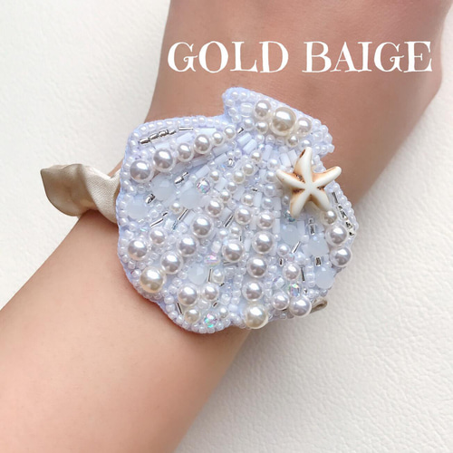 ハンドメイド 刺繍 ビーズ ブローチ アンティーク ベージュ