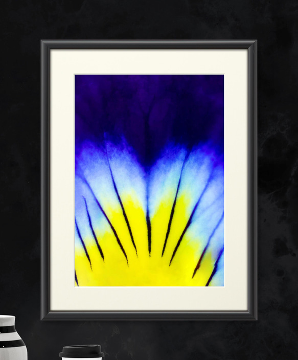 色鮮やかなグラデーションが神秘的で美しい花の細胞模様 スクエア型スマホケース【強化ガラス仕上げ】 11枚目の画像