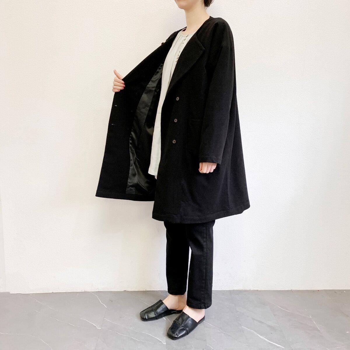 en-en　ダブルボタンコート・ブラック。ポリエステル×綿（裏地付き）