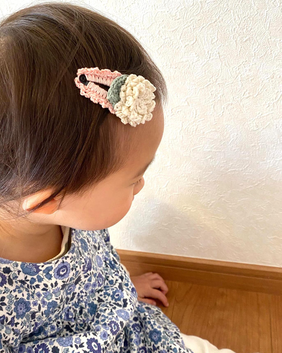 こども用シロツメ草のヘアピン 3枚目の画像