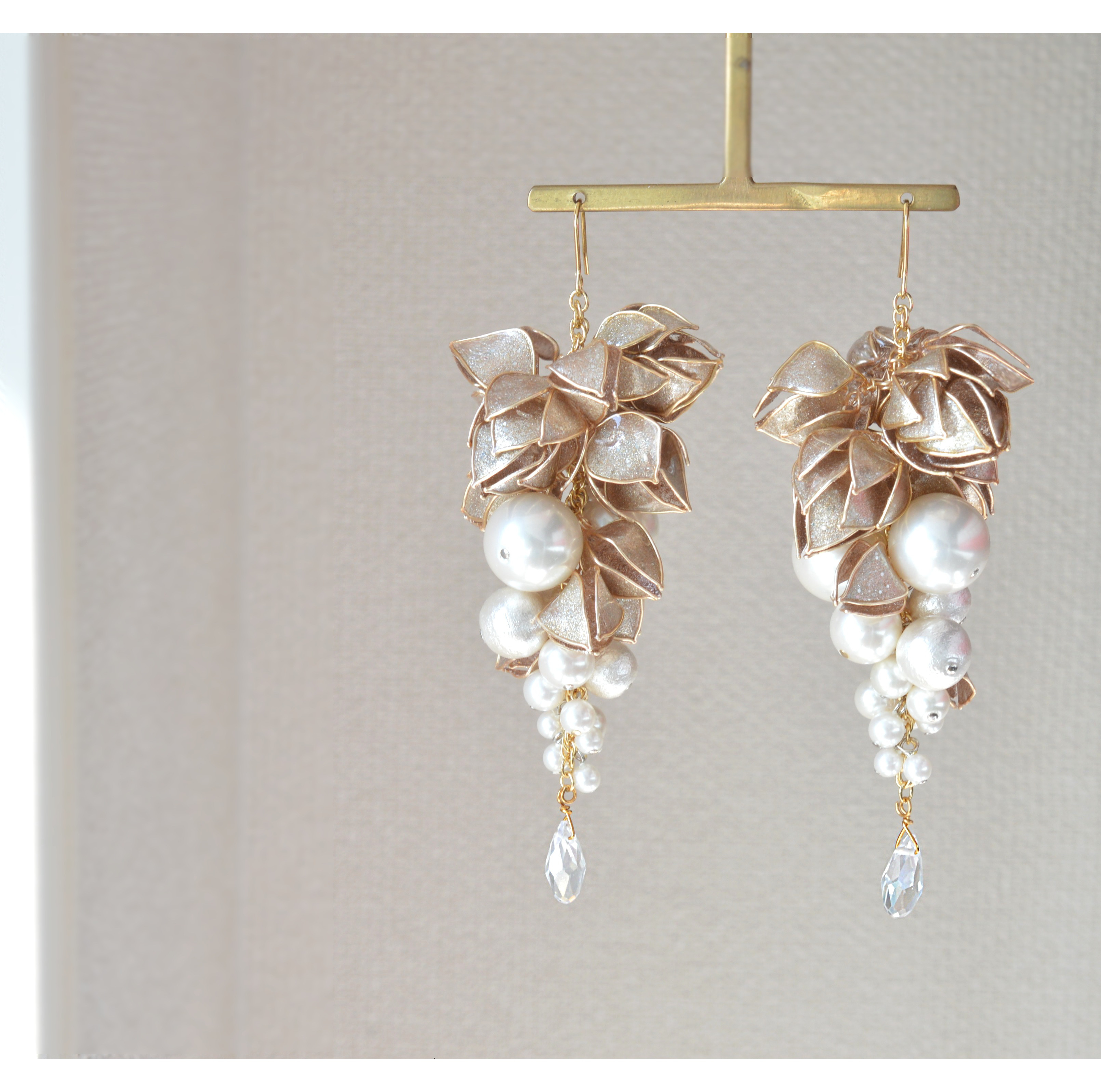 ブロンズゴールド色のアンティーク調　14kgfフックピアス/真鍮イヤリング　ウェディングブライダル二次会用