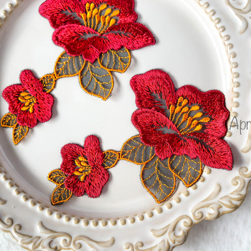 1枚】花 フラワー 椿 赤 アップリケ モチーフ ケミカル レース 刺繍