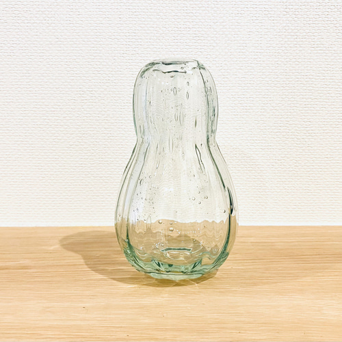 ひょうたん型のガラスのフラワーベース 一輪挿し・花瓶・花器 jewegla
