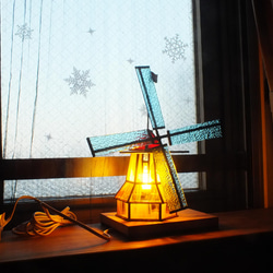 セピア色のオランダ風車；ステンドグラス製のＬＥＤランプ　手作りです。 6枚目の画像