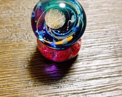 【ハンドメイド】専用出品・宇宙玉　３個 本日の宇宙玉✨ 30㎜球体です☺️ シンプル過ぎた宇宙玉です