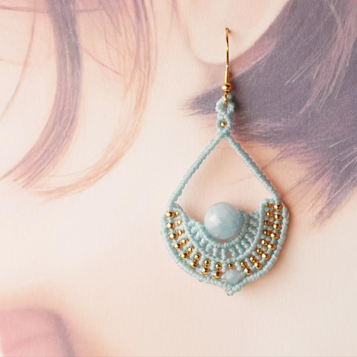 ⭐︎天然石⭐︎アクアマリンマクラメ編みピアス ピアス（フック