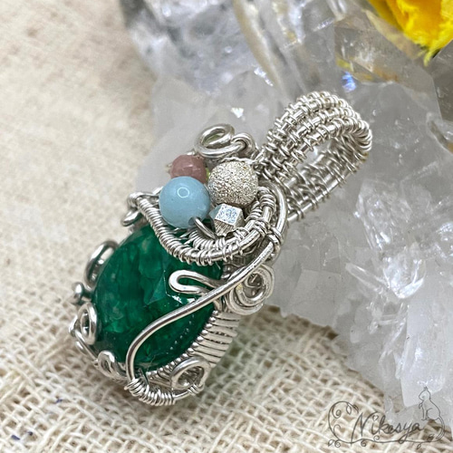 Silver999】エメラルドのペンダントトップ【ワイヤーアクセサリー