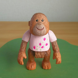 特集掲載【桜ハンドメイド2022】オランウータン　さくらおもち　木製　可動人形　動物 3枚目の画像