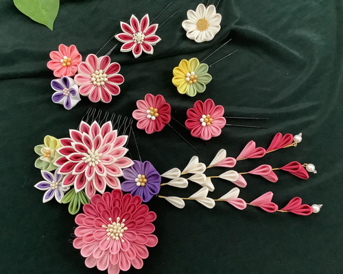 つまみ細工髪飾り】 ご予約品です コーム 晶楓工房 (sho-fu-co