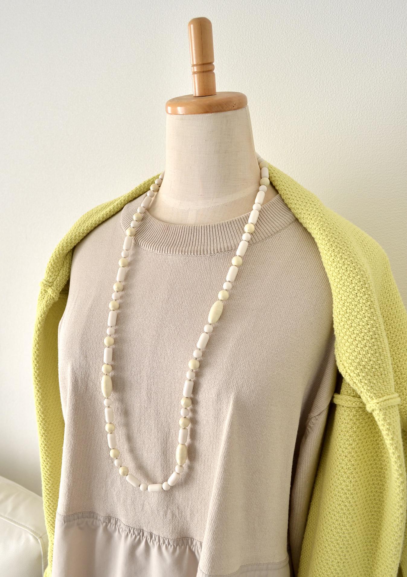 レトロ　ロングネックレス