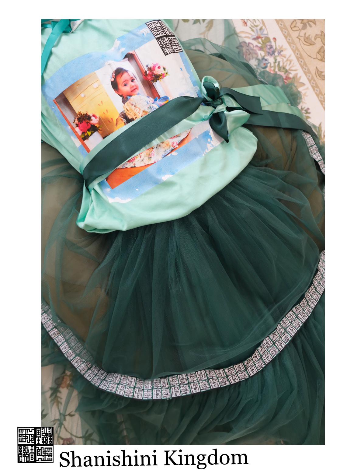 エスメラルダ　シャッツ