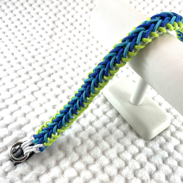 [キット]#289パラコード犬首輪（＃101修正版）白・青・ブルー・グリーン・の小型犬首輪 8枚目の画像