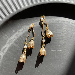 【725a】当店オリジナルチャーム❣️フラワー チャーム ゴールド⭐2個 2枚目の画像