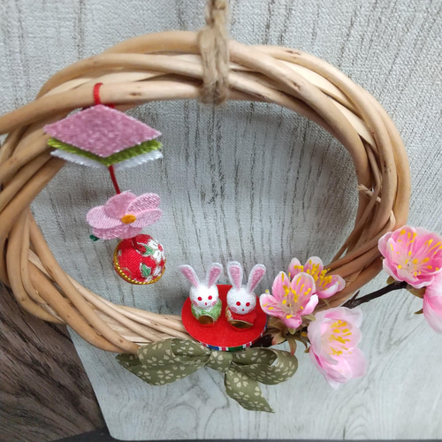 一点物【ひな祭り・おひなさま】桃の花とちりめん兎雛のリース アート 