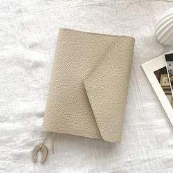 A5手帳カバー マグネット シュリンク型押しレザー/ベージュ 【Gratia