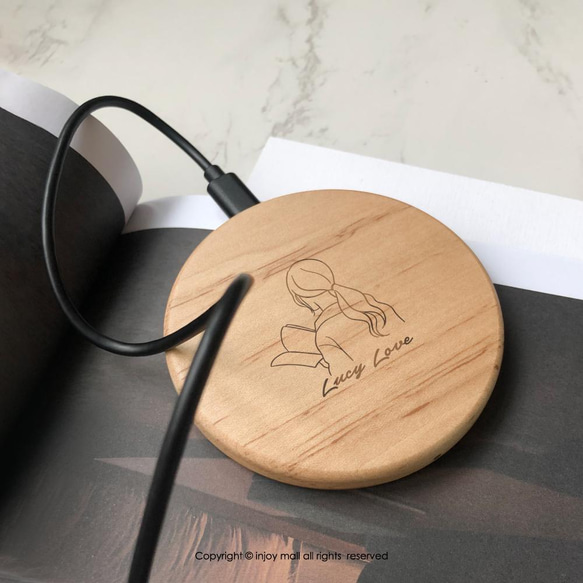客製化禮物 簡約似顏繪 木質無線充電器 Wireless Charger 第3張的照片