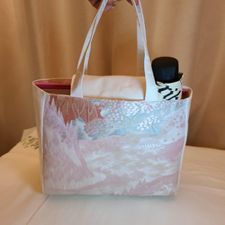 【Creema限定♡母の日】和風桜柄かラフル刺繍シルク着物帯のハンドバッグ 9枚目の画像