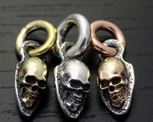 ビルウォールレザーのスカルビーズ②