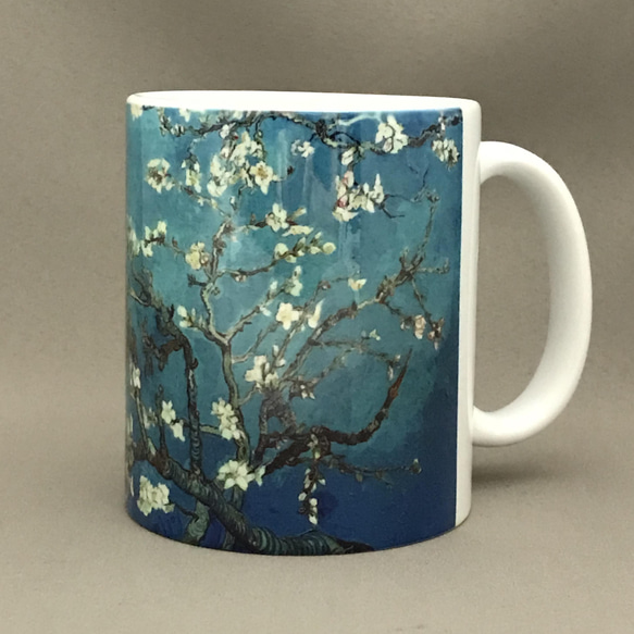 ゴッホ 花咲くアーモンドの木の枝　マグカップ 1枚目の画像