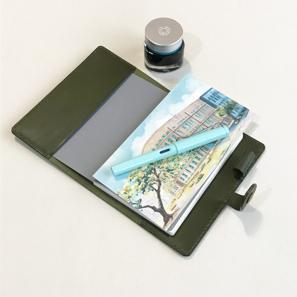 アカデミア A6 手帳 レザーブックカバー/ハンドブック/-シシリアンイエロー/カクタスグリーン/オータムマルーン 6枚目の画像