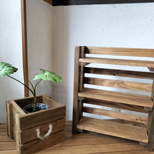 送料込み】無垢材でつくる 3段スパイスラック ― 木目調｜キッチンを