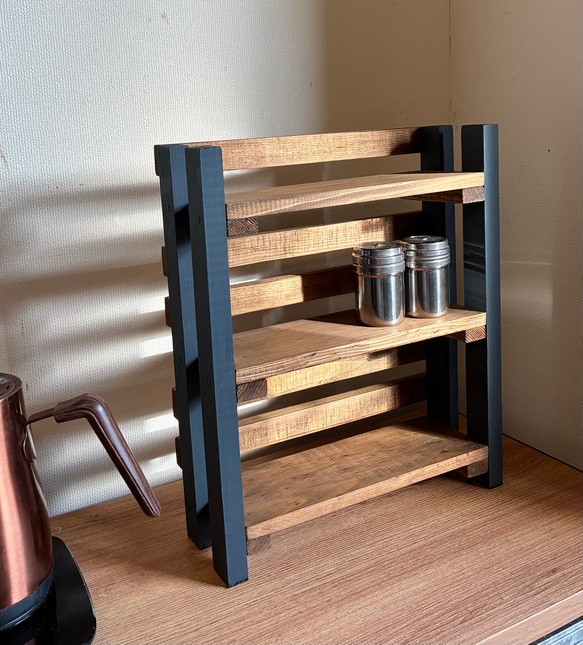 送料込み】無垢材でつくる 3段スパイスラック ― ディキシーブルー