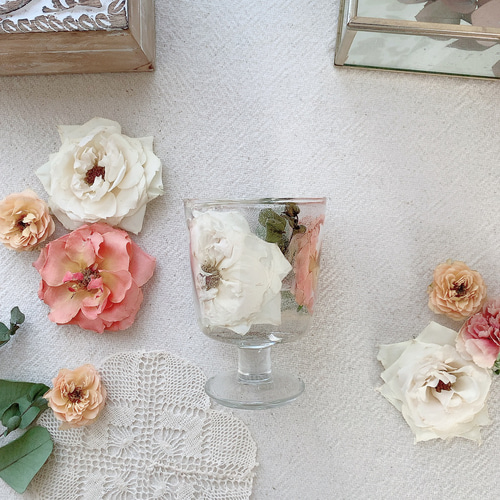 オレフォス　桜の花びらのような形のキャンドルホルダー　２個 未使用品 オレフォス 桜の花びらのような形のキャンドルホルダー 2個 未