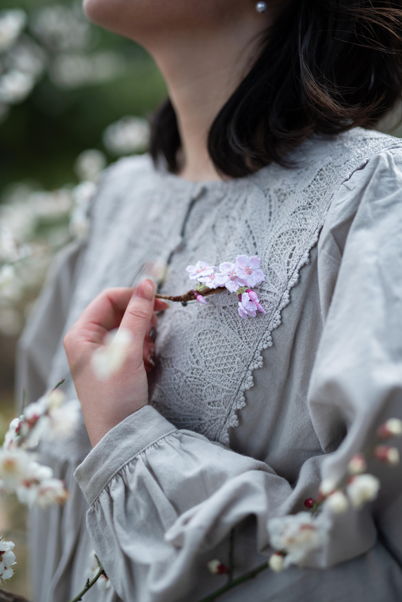 【受注制作】春の福袋2022　ブローチ・イヤーアクセサリー　桜 ひらり（ペールピンク）　手編み　レース編み 10枚目の画像