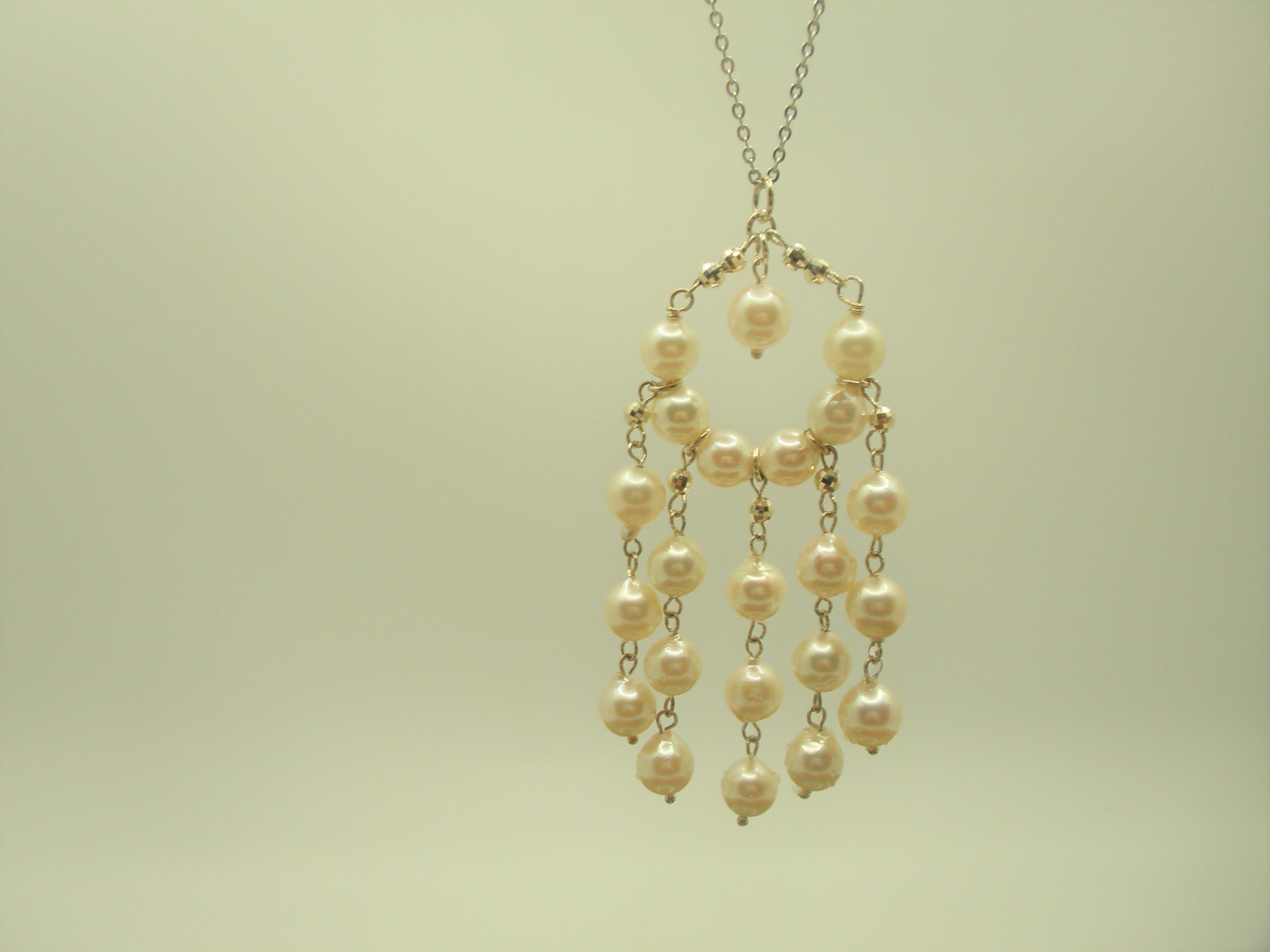 アコヤ真珠のデザインネックレス