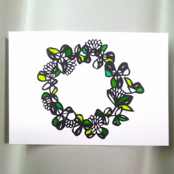 【切り絵】原画　A5サイズ　clover wreath 1枚目の画像
