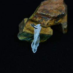 ファーデンクォーツ 天然石 ペンダント チャクラ ハンドメイド 癒し 心身調和 浄化 お守り022517 4枚目の画像