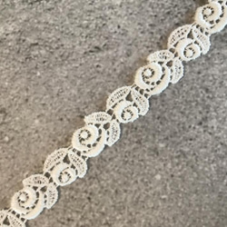 2m コットンケミカルレース 巻きバラ柄 モチーフ 日本製 lace-No,094 2枚目の画像