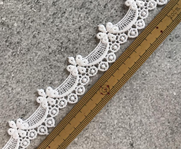 2m コットンケミカルレース 小花柄スカラップ 日本製 lace-No,098 4枚目の画像