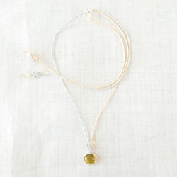 イエロートルマリンと淡色の絹とのマクラメシルクネックレス 10枚目の画像