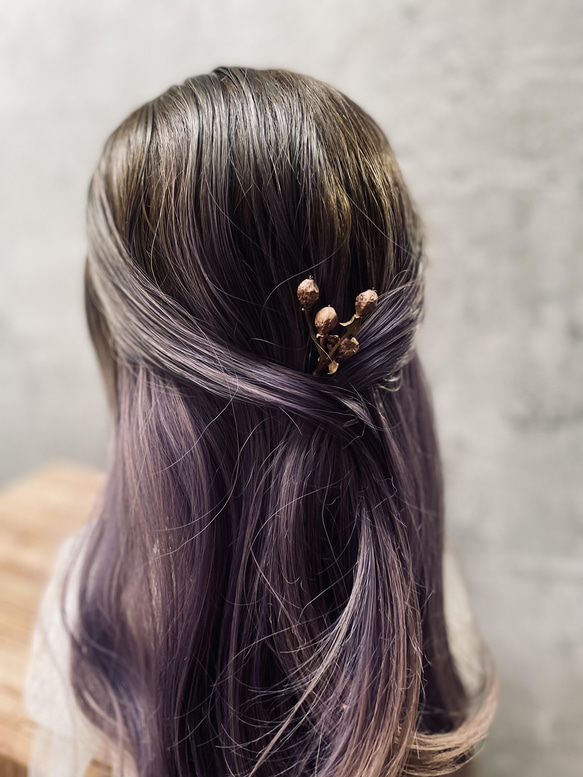 ヒペリカム/アンティークゴールド 髪飾り(ドライフラワー) 3枚目の画像