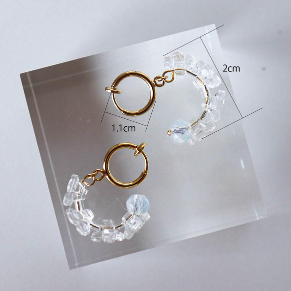 .007_ hoop earring　フープイヤリング/アクリルフラワー/ゴールド 8枚目の画像