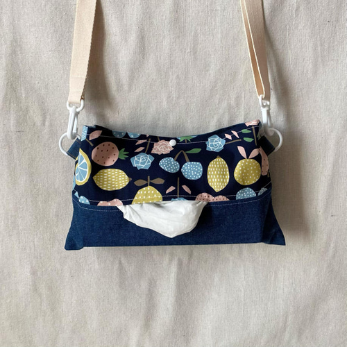 572.【ファスナー付】ショルダーティッシュケース お散歩バッグ 保育士  