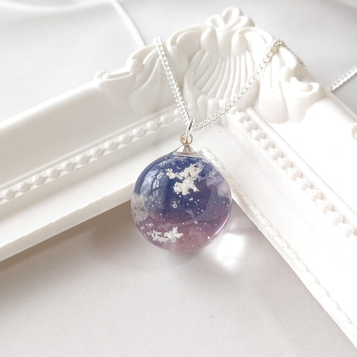 No.689 幻想 球体　ネックレス　レジン　雲 レジンアート No.621 球体 ネックレス レジン 雲レジン レジンアート 宇宙玉