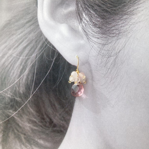 ふんわり♡♡さくらとローズクォーツのピアス（イヤリング） ピンククォーツとローズクォーツのピアス/イヤリング ピンク 桜