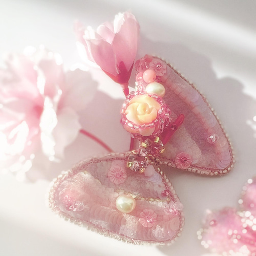 shiho様専用❣️白蝶貝桜モチーフアベンチュリン翡翠ブローチ