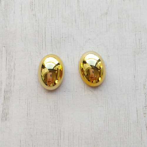 ゴールドマイカー　オーバルカボション　13個　新入荷 18×13mm 2個】アクリル カボション オーバル（ゴールド） ビーズ ROSE
