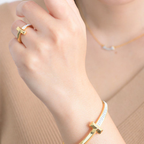 Tデザイン バングル ブレスレット swarovski グルーデコ ブレスレット 