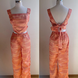 着物リメイク 洗える着物　ウエストゴムパンツ　ピンク桜柄　　リラックスパンツ 1枚目の画像