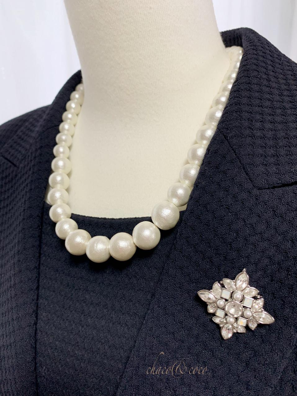 送料無料！【2点ｾｯﾄ】ﾋﾞｼﾞｭｰ✨ﾌﾞﾛｰﾁ＆ｼｮｰﾄﾈｯｸﾚｽR(ｺｯﾄﾝﾊﾟｰﾙ＊ﾎﾜｲﾄ)