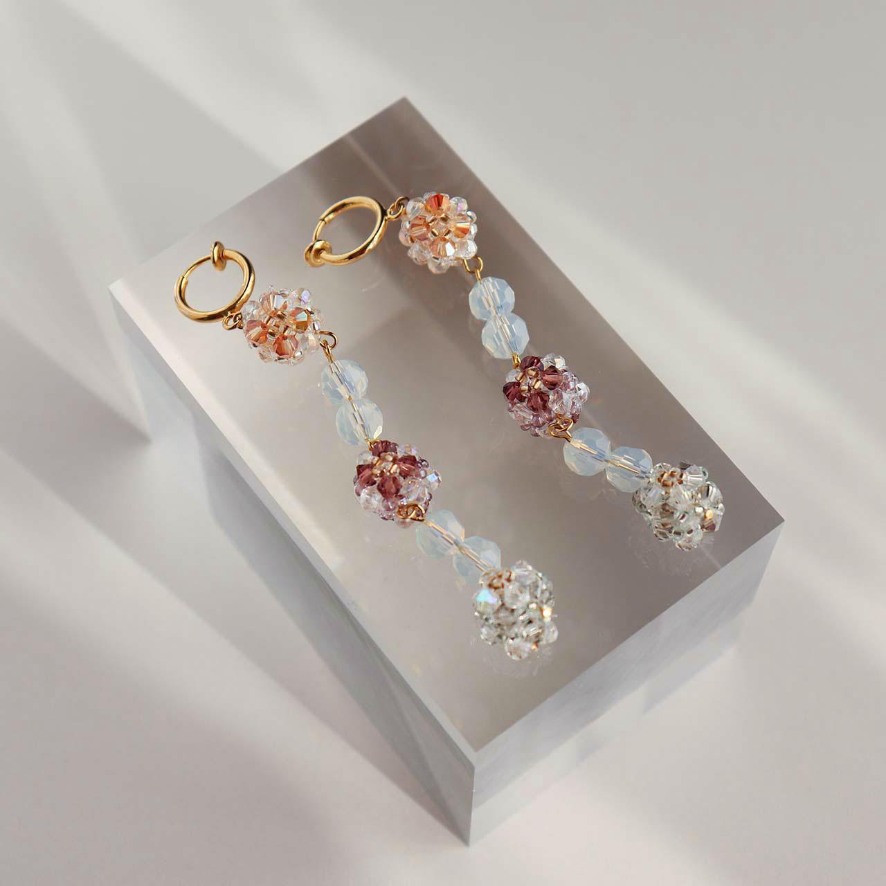 .014_ row hoop earring  ロングフープイヤリング/アクリルビーズフラワー
