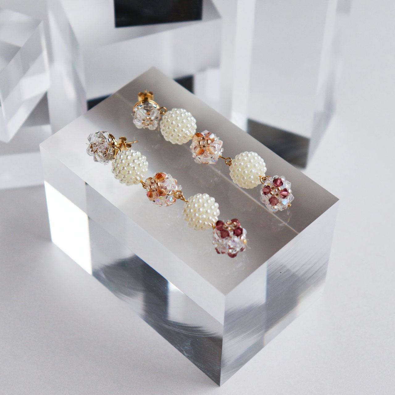 .024_ row rounds pierce　ロングピアス/フラワーパールベリービーズ