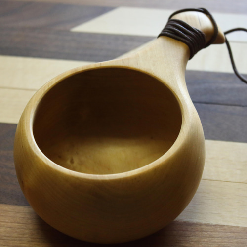 木のマグカップ ククサ KUKSA 24 北海道産白樺材 キャンプ アウトドア