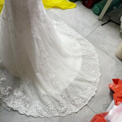 高品質！ホワイト ウエディングドレス  上品花レース 華やかな  プリンセスライン　マーメイド 8枚目の画像