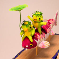 鯉に乗るカッパ兄弟のからくり玩具 6枚目の画像