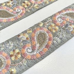 【50cm】インド刺繍リボン グレー　ペイズリー　シルク　VS372 2枚目の画像